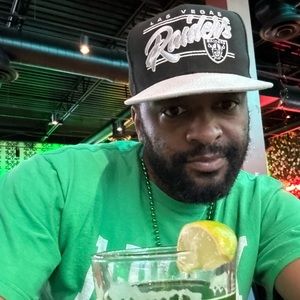 Meet your Posher, Matthew